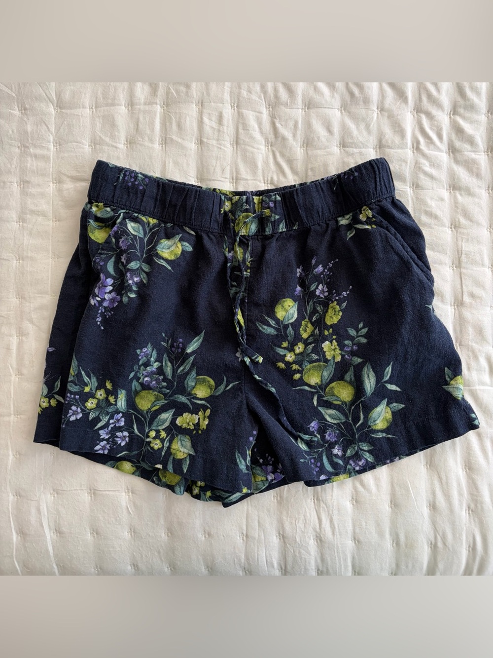 Time and Tru Navy Floral High Waist Drawstring Shorts